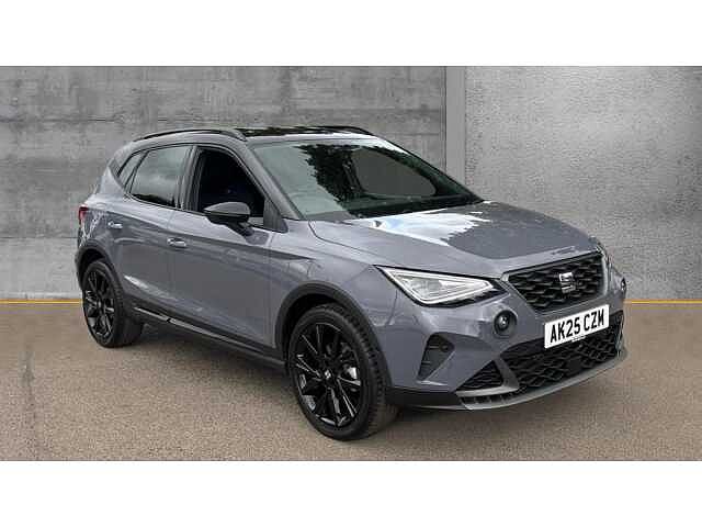 SEAT Arona Seat  Hatchback 1.0 TSI 115 FR Black Edition 5dr
