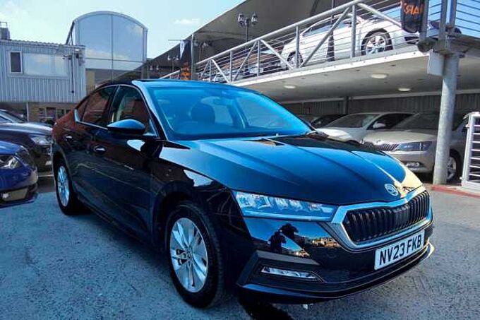 SKODA Octavia 1.0 TSI (110ps) SE