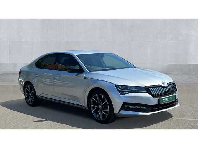 SKODA Superb 1.4 TSI SportLine Plus iV DSG Hatchback