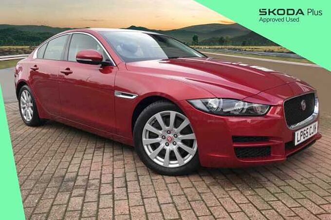 Jaguar XE 2.0i SE (200ps) Saloon 4-Door