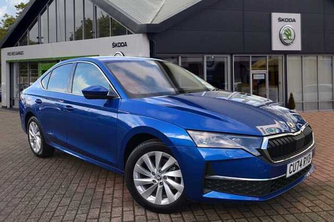 SKODA Octavia Hatchback Special Edition 1.5 TSI 150 e-TEC First 5dr DSG