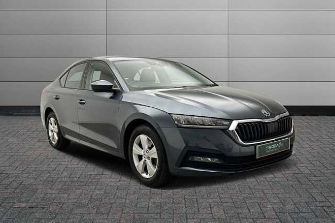 SKODA Octavia Hatchback 1.0 TSI (110ps) SE First Edition