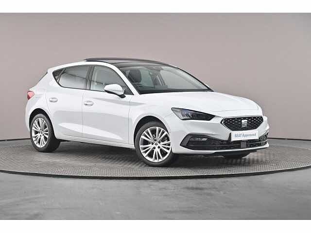 SEAT Leon Hatch SE Dynamic 1.5 eTSI AFV 115 7-speed automatic