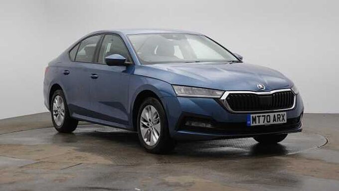 SKODA Octavia Hatch (2017) 1.5 TSI ACT SE Tech (150PS)