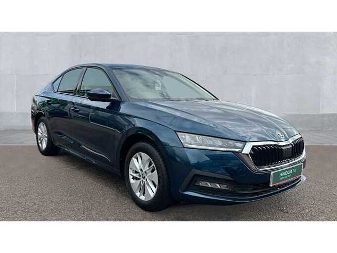 SKODA Octavia Hatchback 1.0 TSI e-TEC SE First Ed DSG